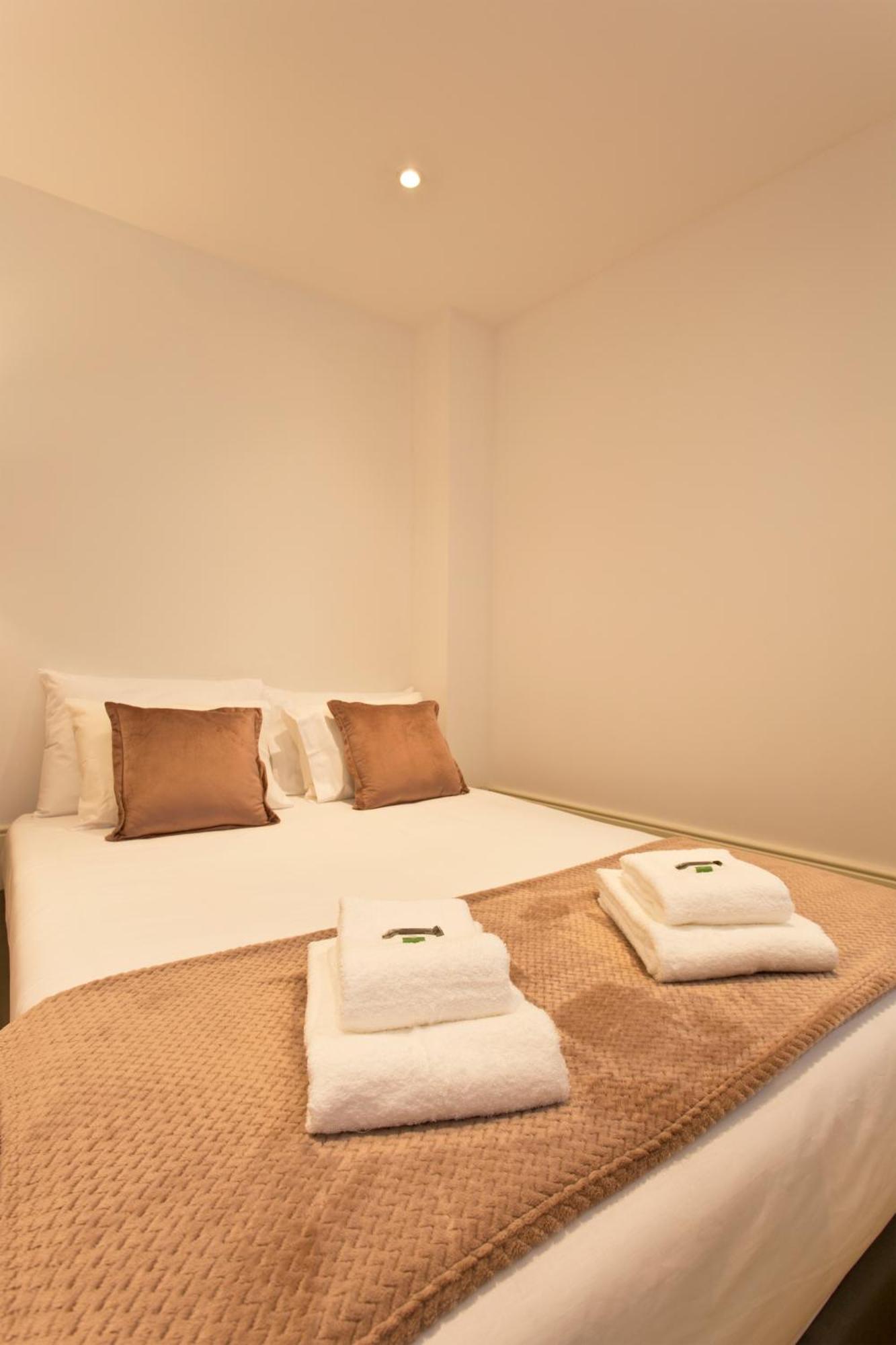 Fine Art Apartments City Center Porto Room photo